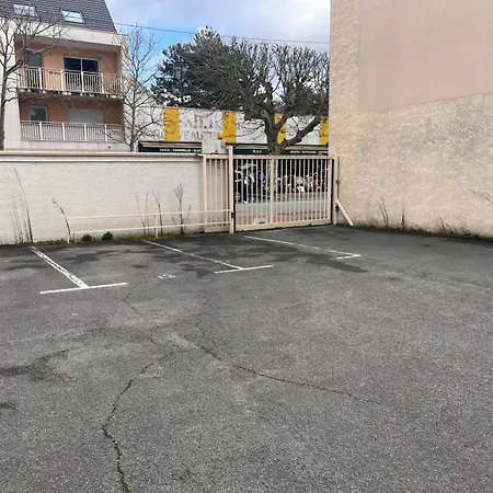 Le Spacieux- Proche De Paris Et Orly - Beau F2 De 52m2 En Centre Apartment