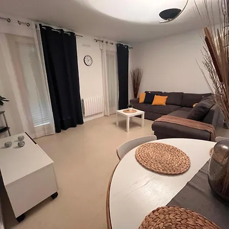 Le Spacieux- Proche De Paris Et Orly - Beau F2 De 52m2 En Centre Apartment Chilly-Mazarin